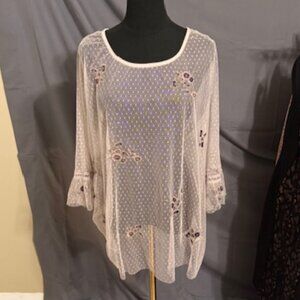 NEXUS Sheer Over Blouse Size 24